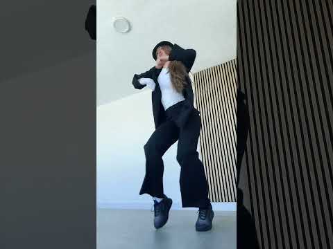 yo después de ver la peliiii #michaeljackson #dance #trend thumbnail