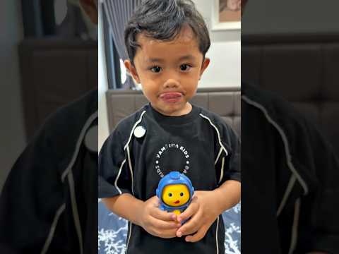 Tiru emot wajah karakter thumbnail