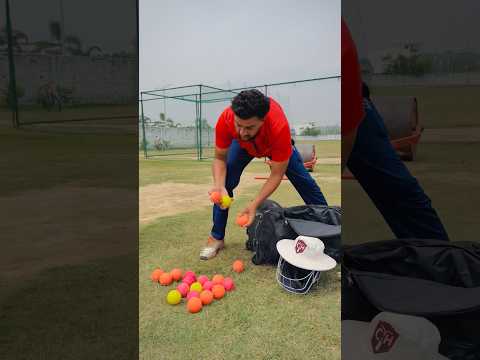इस Kit Bag में है 20 Balls ? #cricketwithvishal #shorts thumbnail