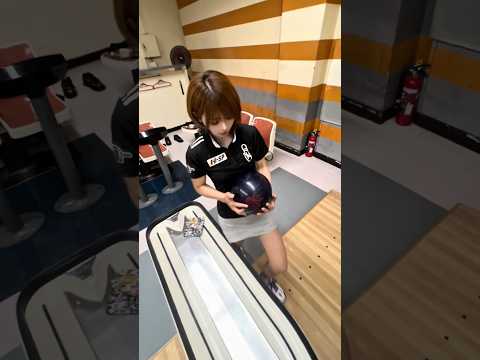 【立川スターレーン様?】バイク女子ボウラーあいか#bowling #shorts #shortvideos thumbnail