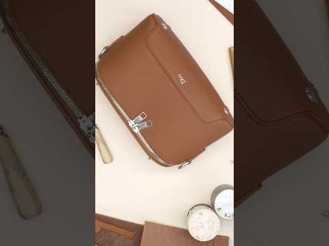 Savoir-faire of the new Dior Archie bag thumbnail