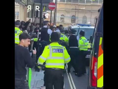 Normal Wednesday in London ?? thumbnail