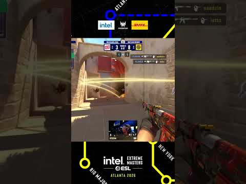 FL4MUS waited for the PERFECT moment in this 1v3 #clutch #esl #atlanta #cs #cs2 thumbnail