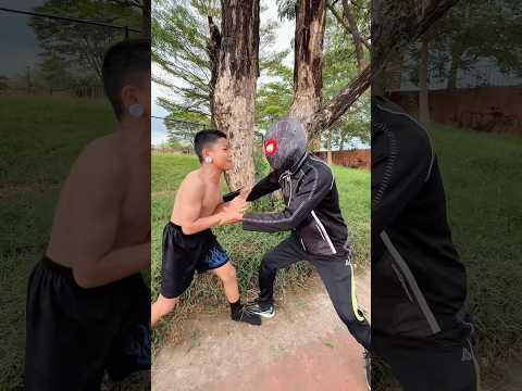 Bocil Marah Karena Pahlawan Spiderman Terlambat Datang Menolongnya thumbnail