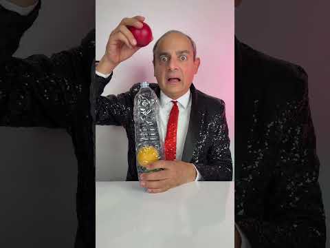 Very hard magic 🤭| Arnaldo Mangini #comedy #magic thumbnail