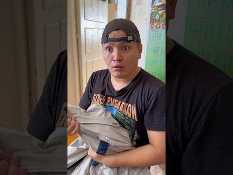 ТЕБЕ В ДЕТСТВЕ ПОКУПАЮТ КУРТКУ 😂#shorts thumbnail