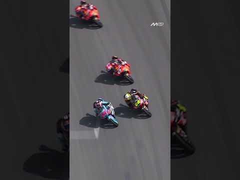 0.098s in it  🔥 A new Moto3 classic is born in Barcelona! 👏 thumbnail
