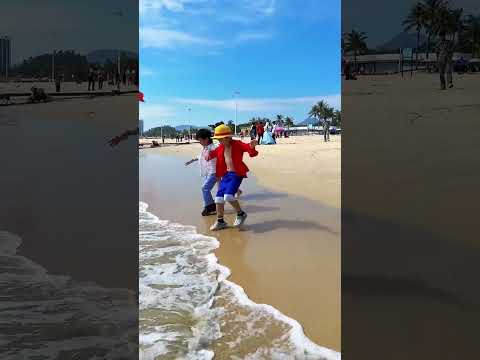 能躲掉海水的触碰？? #海贼王 #路飞 #funny thumbnail