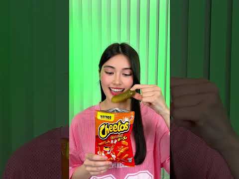 Rating Weird Food Combos‼️ thumbnail