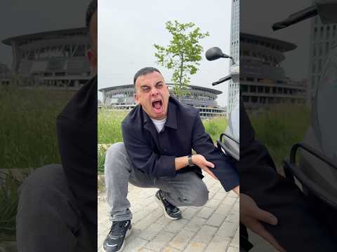 Elim Motosikletin Jantına Sıkıştı #shorts thumbnail