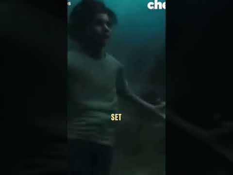 Did you know that It was filmed under water ? thumbnail