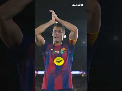 The last minutes of Lewy at home ❤️‍🩹 #shorts #lewandowski #fcbarcelona thumbnail