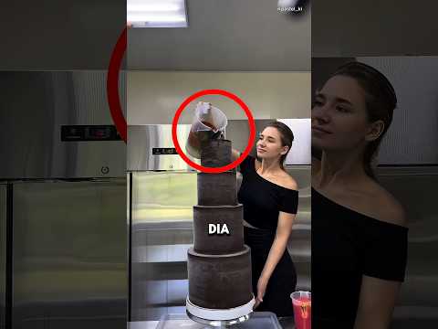Beginilah Seorang Profesional Membuat Kue! 😱 thumbnail