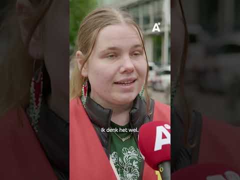 VU bezet: Pro-Palestinademonstranten bezetten gebouwen op campus Vrije Universiteit thumbnail