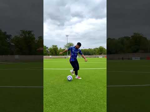 CLEAN GROUND SKILL DRIBBLING💯⚽️ thumbnail