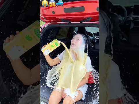 Vật dụng cheo đồ bạn cần biết khi  ngồi xe ô tô??? #funny #shortsyoutube thumbnail