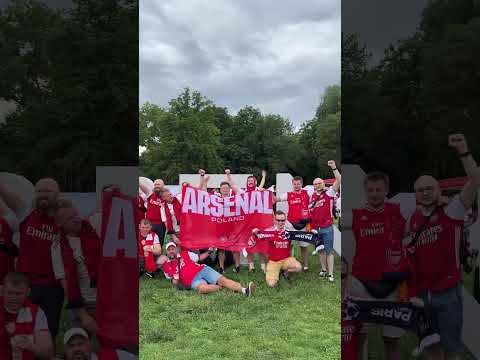 POLSCY KIBICE ARSENALU POKAZALI FLAGĘ PRZED FINAŁEM LIGI MISTRZÓW#SHORTS thumbnail