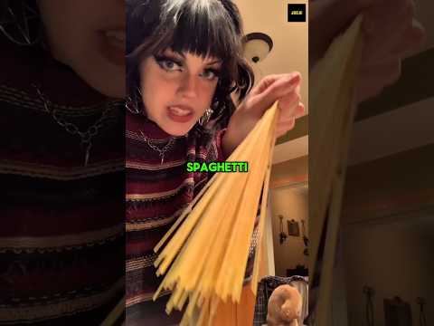 Jangan Makan Spageti ini Sebelum Lihat Ini! thumbnail