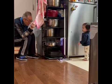 ?? 七旬外公与一岁外孙女逗趣捉迷藏 ?? Timeless Joy: 77-Year-Old Grandfather Plays Hide-and-Seek with Baby thumbnail