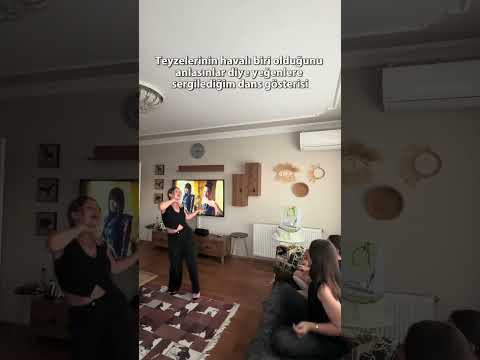 Havalı teyze olarak sergilediğim dans gösterisi thumbnail