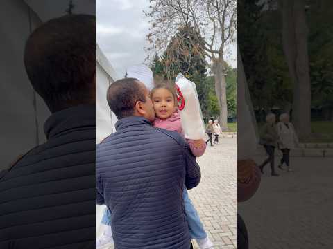 Ya in de yürüsene yazık babana 😂 #aboneolmayiunutmayin #keşfetbeniöneçıkar #kesfeteyyiz #funny thumbnail