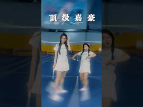 新手的膨胀期让我想起了......#羽毛球女生#抽象 thumbnail
