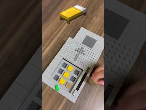 Crafting Minecraft Yellow Bed BUT Lego! thumbnail