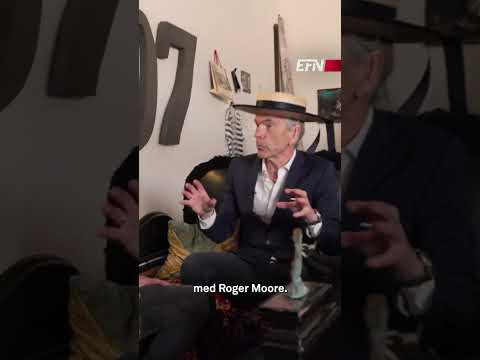 Agent 007 med rätt att samla. thumbnail