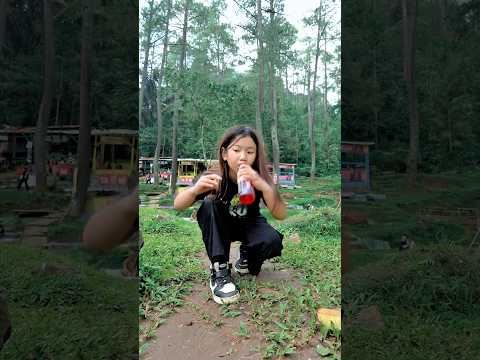 kirain gak ada orang #shorts #viral #comedy thumbnail