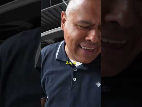 Este Gesto Debería Ser Universal thumbnail