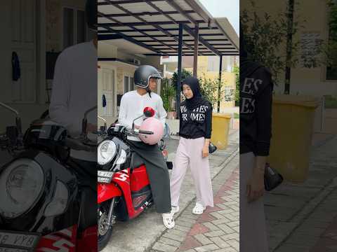 ADAM SAMPE EMOSI❗️SYIFA MAU PERGI TAPI GAK MAU DISURUH PAKE HELM😱 thumbnail