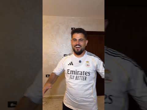 وصلني تيشيرت ريال مدريد الموسم القادم? ناررر??? thumbnail
