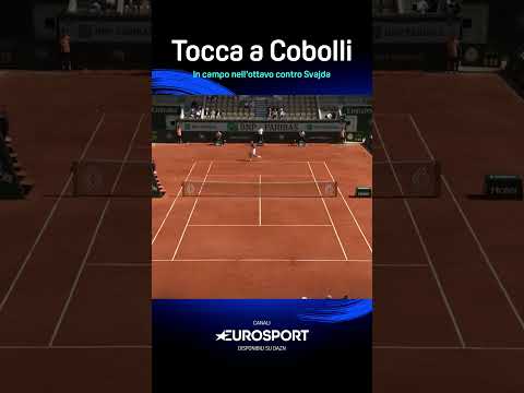 Cobolli in campo contro Svajda per gli ottavi del Roland Garros 🎾🇫🇷 thumbnail