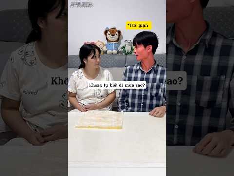 Anh trai tức giận vì cô gái ăn bánh của mình #shorts thumbnail