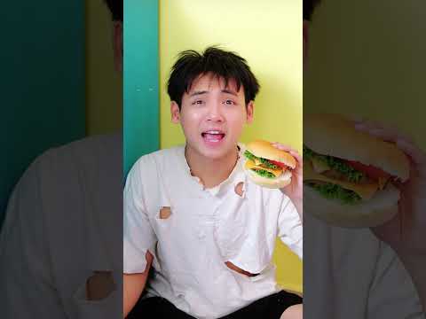 That's how the hamburger was made  💸 🍔 #taihoa #viral #shorts thumbnail