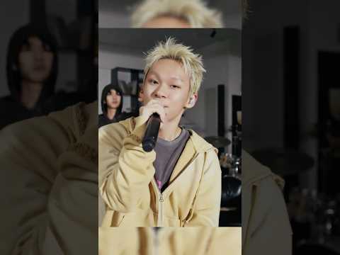 'SIKKOO Medley' Official Live Performance 방앗간 (BANGATGAN) #식구 #SIKKOO #AOMG thumbnail