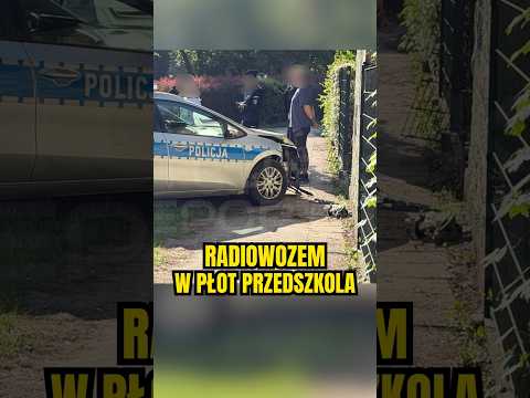 ? Policyjny radiowóz zakończył jazdę na ogrodzeniu przeszkola ⚠️ #policja #warszawa thumbnail