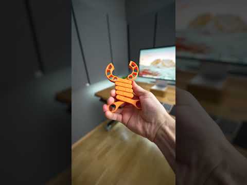 This print-in-place claw is going viral… so I made it even BIGGER! 🦾 thumbnail