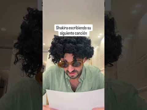 Shakira escribiendo su siguiente canción 🎤 @mariuslekker #shorts thumbnail