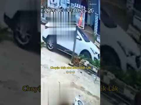 Chuyện thật như đùa ở Đắk Lắk 😨 #antoangiaothong #shorts thumbnail