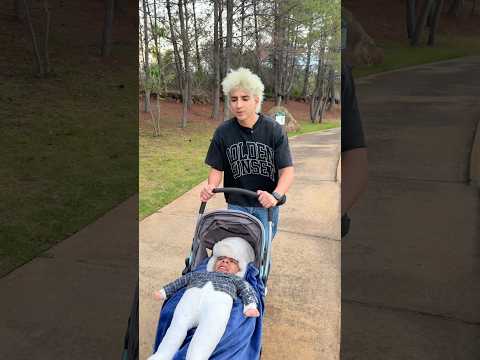 CUANDO TU HERMANITO ES MUY EXTREMO 😱 thumbnail