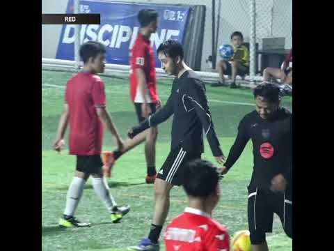 REVIEWER MAINAN MAIN BOLA? EMANG BISA? 🤔 thumbnail