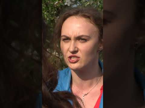 ZAATAKOWAŁA KOBIETĘ , KTÓRA SPOTYKAŁA SIĘ Z JEJ OJCEM 😮| Ukryta Prawda #shorts thumbnail
