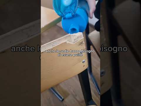 Anche le sedie hanno bisogno di una bella Pulita in vista delle Vacanze thumbnail