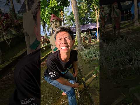 niatnya pinjam tombak buat nangkep ikan, eh malah susah ? #trendingshorts thumbnail