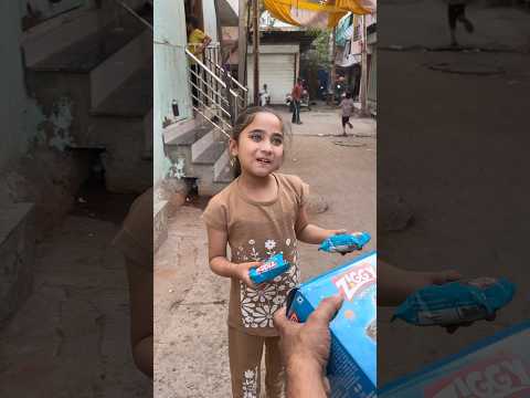 jishan dukan se chiz leke kyu bhaga??? #shorts #emotiona #youtubeshorts #short thumbnail