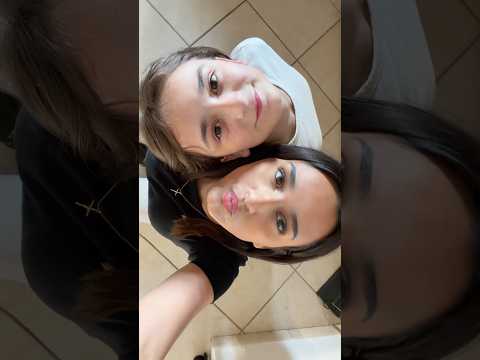 DES JUMELLES 👯 !!! #shortvideo #humor thumbnail