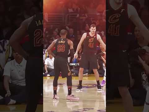 😳Lebron James… thumbnail