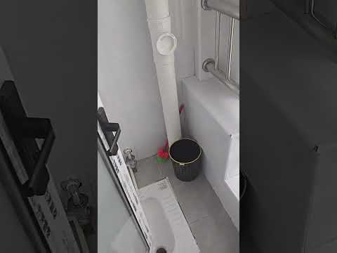 子开了很久的空调发现不凉快，打开门一看傻眼了，网友：这外机是谁装的？ thumbnail