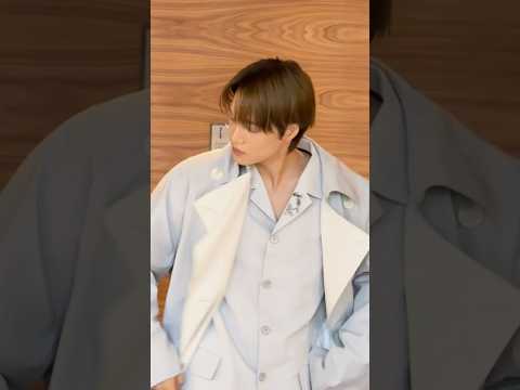 Paris, in a rush #KAI #카이 #EXO #엑소 #weareoneEXO thumbnail